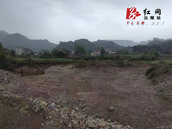 e5183f6fb40c108dbc81422bd655a35.jpg 圖片